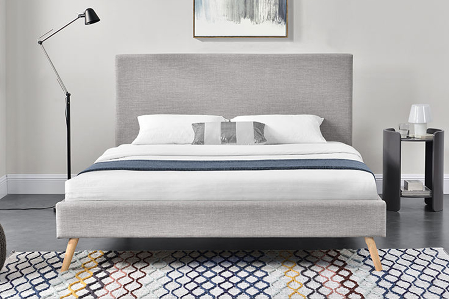 1281 Tempat Tidur Berlapis Headboard Kain Sederhana