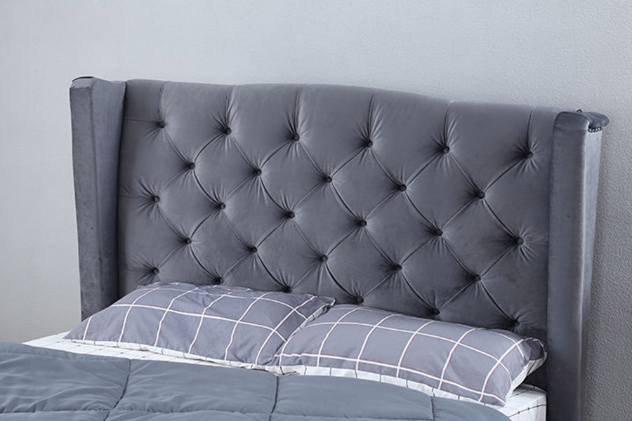1399 Tempat Tidur Berlapis Kancing Sayap Kain Beludru