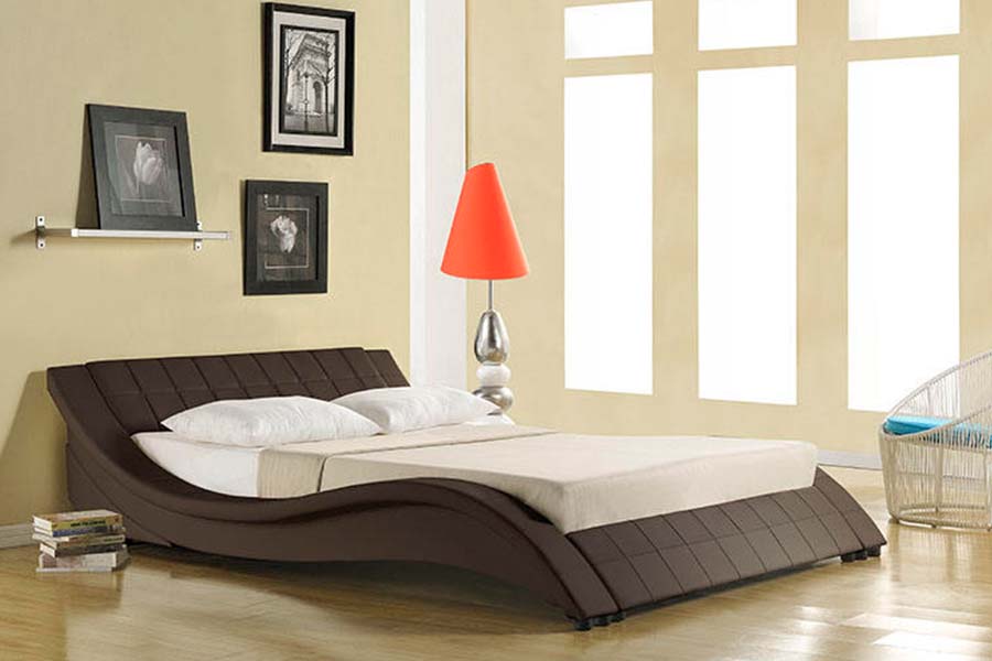 Tempat Tidur Berlapis Kulit Desain Melengkung Klasik 1840