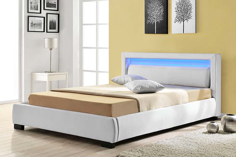 1857 Rangka Tempat Tidur Berlapis LED Kulit Imitasi Kontemporer Modern