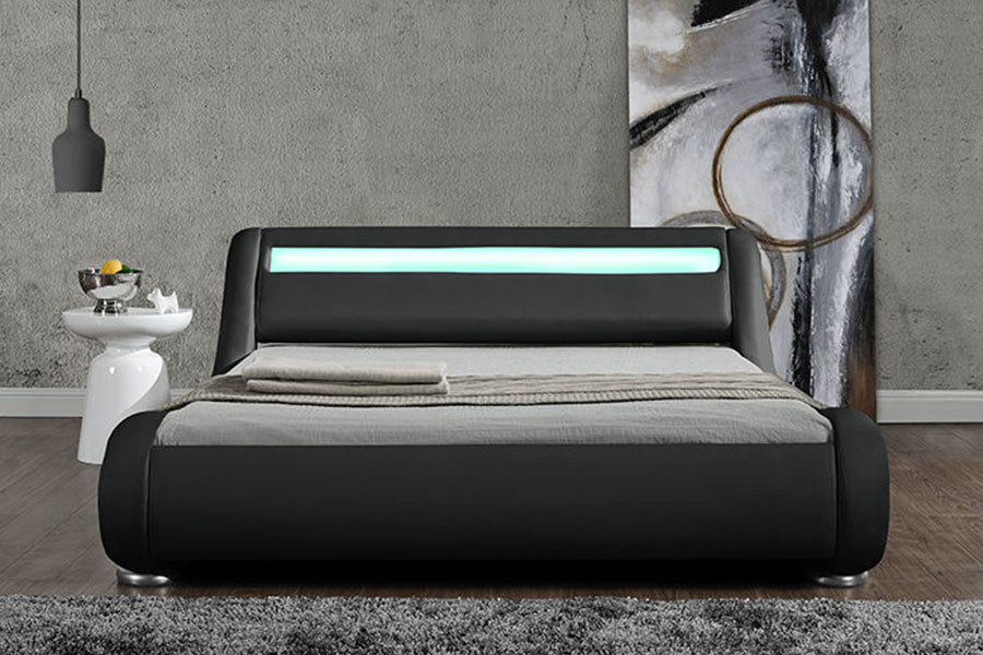 1881 Tempat Tidur Berlapis Kain Modern