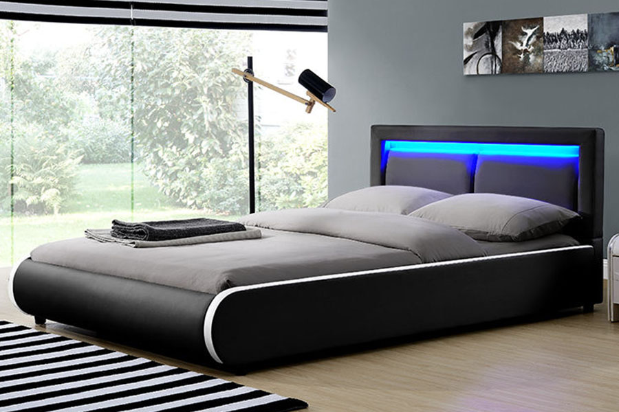 1124-1 Rangka Tempat Tidur Berlapis Kulit Empuk LED Eropa Modern