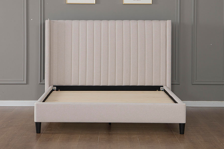 4905 Tempat Tidur Platform Minimalis Linen Berumbai