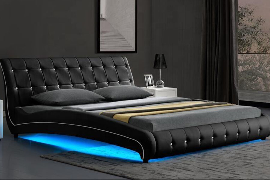1144-1 Rangka Tempat Tidur Berlapis LED Mewah Kulit Imitasi Berumbai