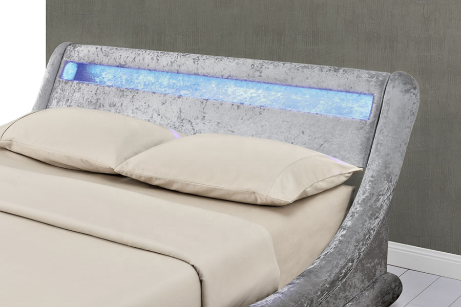 Rangka Tempat Tidur Penyimpanan Gas Ottoman LED Beludru Hancur
